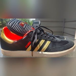Adidas Samba "World Cup" Mens 13 Black / Gold Hamburg Germany 2014 Soccer Clean